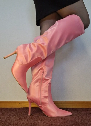Vintage Pink Satin High-Heel Knee Boots - Size 39, marque: Boots, état: Neuf avec étiquette, taille: 39, 25,00 €, 26,95 € Protection acheteurs incluse