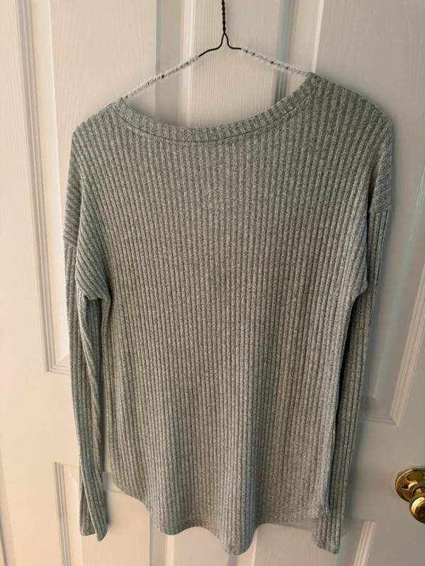 Ribbed long sleeve 2