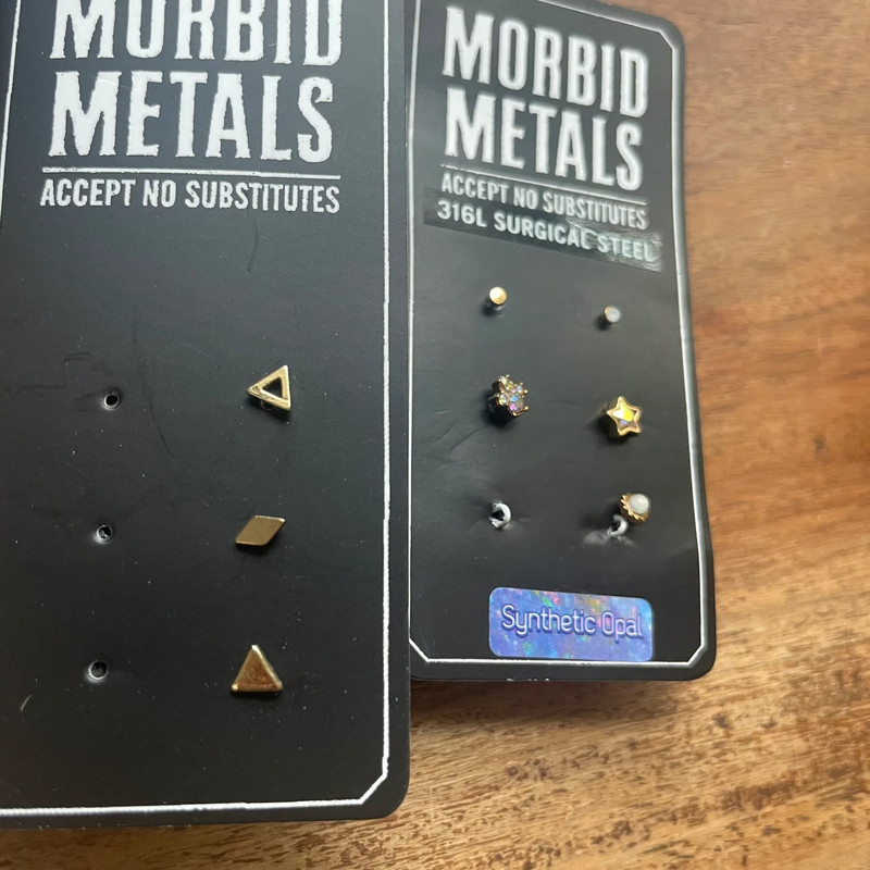 Morbid Metals Hot Topic Set of 8 Gold Tone 20g Nose Piercing Studs 2