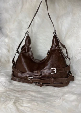 👜 Sac marron effet cuir souple – ceinture décorative & anse réglable, merk: Vintage Dressing, staat: Heel goed, € 29,99, € 32,19 inclusief Kopersbescherming Pro