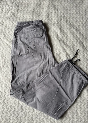 pantalon H&M gris, marque: H&M, état: Très bon état, taille: S / 36 / 8, 5,10 €, 6,06 € Protection acheteurs incluse