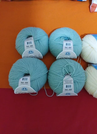 Lana merino, otto gomitoli nuovi da 50 grammi. Leggi descrizione., brand: Lana merino, nuovi, condizioni: Nuovo senza cartellino, €15.00, €16.45 include la Protezione acquisti