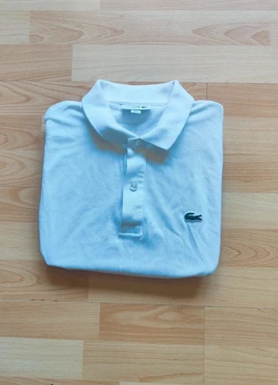 Polo Lacoste blanc, marque: Lacoste, état: Très bon état, taille: S, 12,00 €, 13,30 € Protection acheteurs incluse