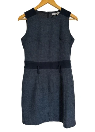 Robe Femme sans manches grise ceinture noire coupe droite | Via 28 | Taille 1, marca: Via28, estado: Muito bom, tamanho: S / 36 / 8, €3.50, €4.38 inclui Proteção do Comprador