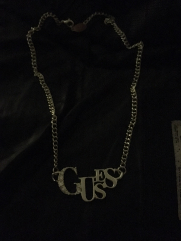 Collier Guess  2