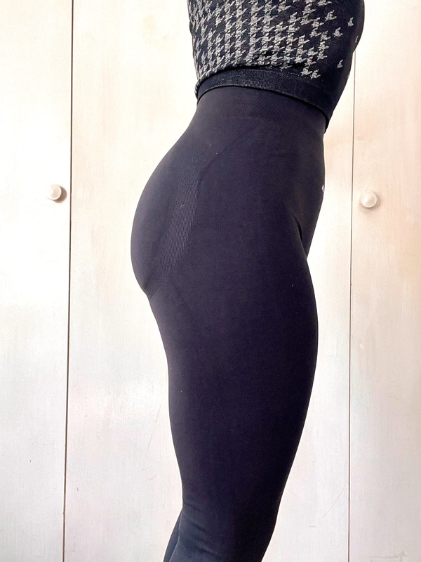 Bo and Tee Sculpt Leggings - Black Size XS