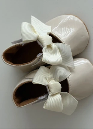 Chaussures bébé vernies crème avec nœud – Taille 14/15, brand: Bebe, condition: New without tags, size: 15, €3.00, €3.85 includes Buyer Protection