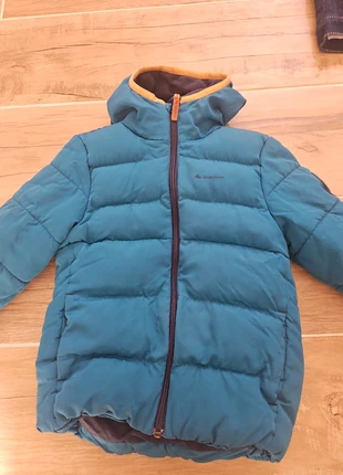 Doudoune, marque: Queshua, état: Très bon état, taille: 5 ans / 110 cm, 8,00 €, 9,10 € Protection acheteurs incluse