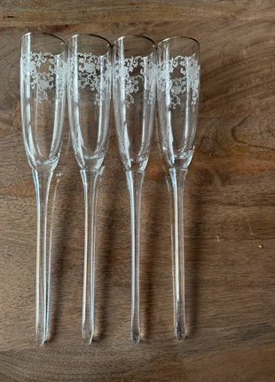 Champagneglazen zonder voet, merk: Trendy, staat: Nieuw zonder prijskaartje, € 18,00, € 19,60 inclusief Kopersbescherming