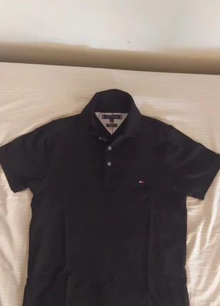 Polo Tommy Hilfiger Slim Fit Nera 🖤 | Taglia M | Stile Classico Elegante Uomo, brand: Tommy Hilfiger, condizioni: Ottime, taglia: M, €26.00, €28.00 include la Protezione acquisti