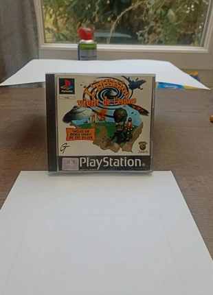 L'invasion viens de l'espace PlayStation 1, zustand: Gut, 9,90 €, 11,10 € beinhaltet Vinted-Käuferschutz Pro