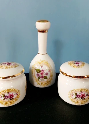 Vintage Sanbo Spain porseleinen set toilettafel 3 stuks, marque: sanbo, état: Très bon état, 14,00 €, 15,40 € Protection acheteurs incluse