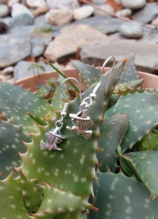 Boucles d oreilles neuves petite sorcière argentées, marque: etsy, état: Très bon état, 4,00 €, 4,90 € Protection acheteurs incluse