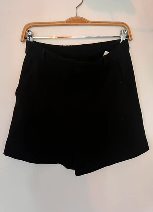 Bermuda noir Zara, condition: Very good, size: S / 36 / 8, €12.95, €14.30 includes Buyer Protection