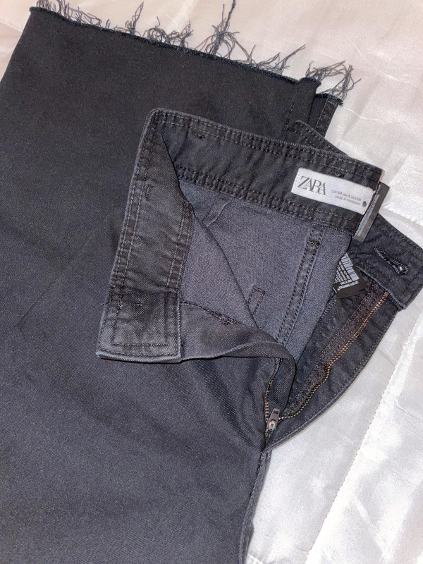 Pantalon negro 2024 campana zara