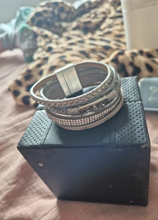 Bracelet cuir, état: Très bon état, 2,50 €, 3,33 € Protection acheteurs incluse