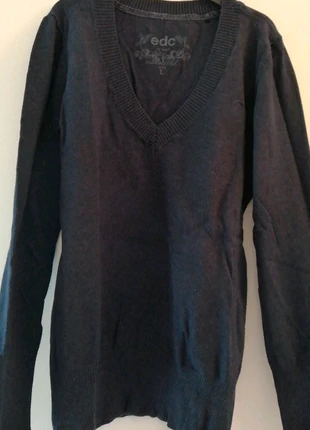 Pull edc bleu nuit t L , marke: EDC by Esprit, zustand: Gut, größe: Einheitsgröße, 1,00 €, 1,75 € inklusive Vinted-Käuferschutz