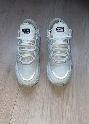 Basket Nike, marque: Nike, état: Bon état, taille: 42, 16,00 €, 17,50 € Protection acheteurs incluse