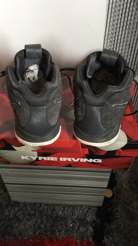 Kyrie 4 discount argent