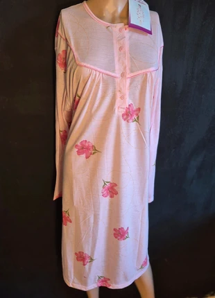 🍓Superbe robe de nuit🍓, merk: Fashion, staat: Nieuw met prijskaartje, maat: XXL / 44 / 16, € 9,00, € 10,15 inclusief Kopersbescherming