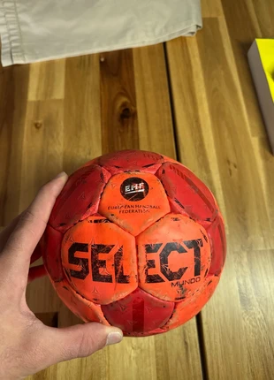 Ballon handball taille 3, brand: Select, condition: Satisfactory, €15.00, €16.45 includes Buyer Protection