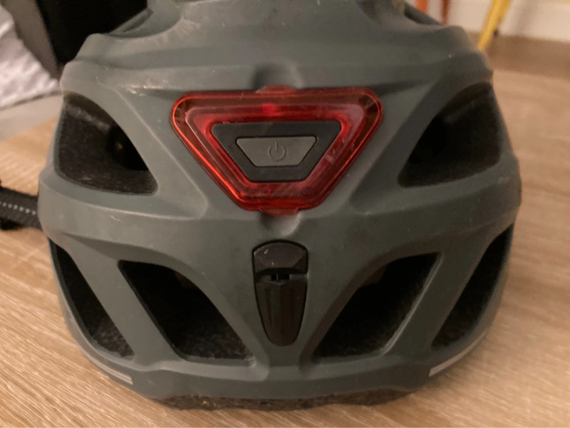 Casque vélo enfant comme neuf 2