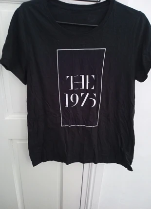 The 1975 black t shirt medium, brand: umbranded, condition: Very good, size: M / 10, £4.00, £4.90 includes Buyer Protection