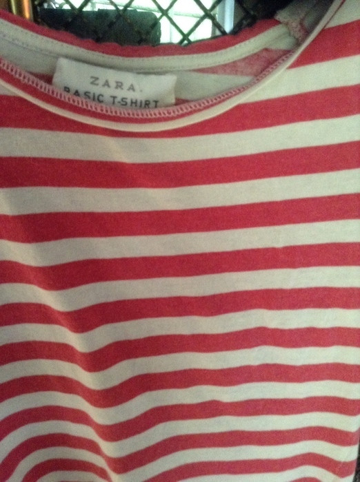 Tee-shirt rayé rouge et blanc Zara taille M 1