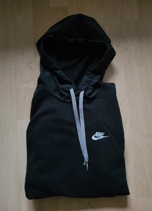 sweat Nike noir taille S, marque: Nike, état: Très bon état, taille: S, 8,00 €, 9,10 € Protection acheteurs incluse