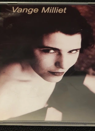 Cd-Vange Milliet "tudo em mim anda a mil", staat: Heel goed, € 6,00, € 7,00 inclusief Kopersbescherming Pro