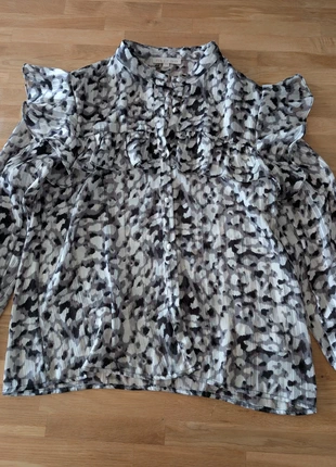 Blouse Peace'n Love S/M à volant imprimé animal, marca: Peace n' Love, estado: Muito bom, tamanho: M / 38 / 10, €3.00, €3.85 inclui Proteção do Comprador