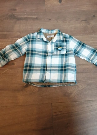 Chemise molletonné 12M, merk: Gémo, staat: Heel goed, maat: 9-12 maanden / 74 cm, € 1,50, € 2,28 inclusief Kopersbescherming
