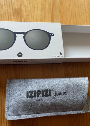 Lunettes Izipizi enfant, brand: IZIPIZI, condition: New without tags, €14.00, €15.40 includes Buyer Protection