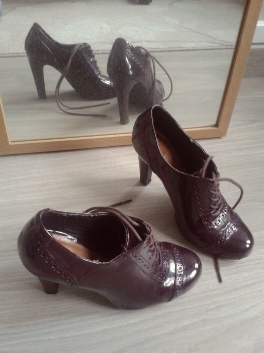 Chaussures Richelieu Bordeaux / Violettes 1