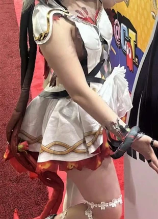 Camellya Wuthering waves cosplay, merk: Uwowo, staat: Heel goed, maat: S / 36 / 8, € 1,00, € 1,75 inclusief Kopersbescherming