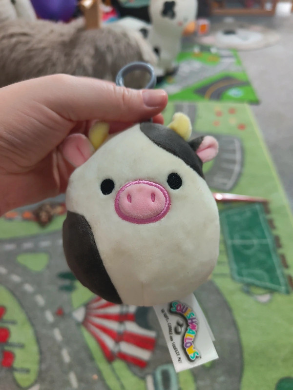 Squishmallow Connor the Cow - Vinted