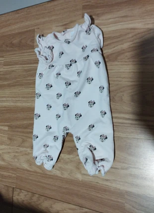 Macacão Minnie, marca: Disney Baby, estado: Muito bom, tamanho: 1-3 meses / 56 cm, €3.00, €3.85 inclui Proteção do Comprador