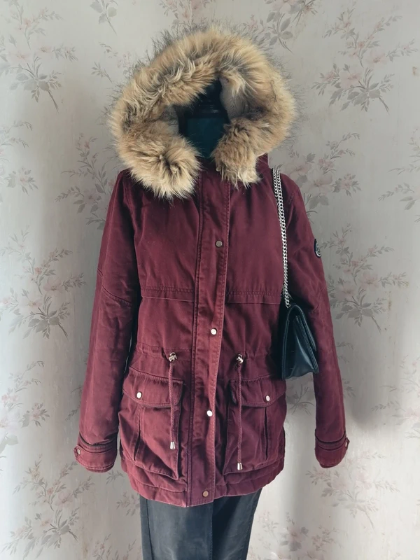 Manteau à capuche bordeaux fourré avec poches et lien à serrer / pimkie / (M-L)