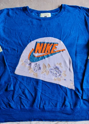 sweatshirt nike femme vintage xl bleu royal made usa logo floral fleuri rework piece unique, marque: Nike, état: Très bon état, taille: XL / 42 / 14, 25,00 €, 26,95 € Protection acheteurs incluse