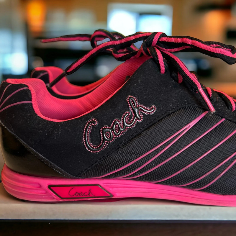 🩷COACH hot pink and black nylon and rubber super light and comfortable sneaker. Gently worn. 2