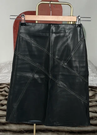 Jupe cuire droite, brand: Morgan, condizioni: Buone, taglia: S / IT 40 / EU 36, €7.00, €8.05 include la Protezione acquisti