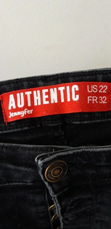Lot de Jeans noir et jaune T32 - photo numéro 4