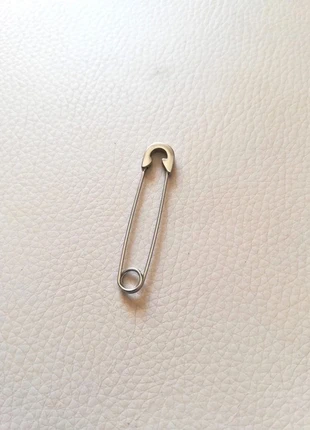 Orecchino in Acciaio, brand: STEEL, condizioni: Nuovo senza cartellino, €10.00, €11.20 include la Protezione acquisti