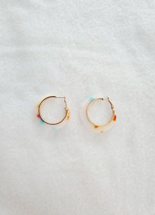 Magnifique boucles d'oreilles créoles style marbre multicolore, état: Très bon état, 5,00 €, 5,95 € Protection acheteurs (Pro) incluse