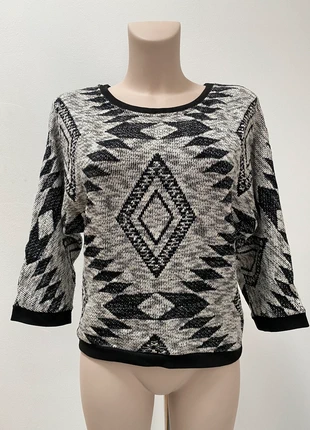 Pull décolleté dans le dos noir et blanc en très bon état, brand: Naf Naf, condition: Very good, size: S / 36 / 8, €8.00, €9.10 includes Buyer Protection
