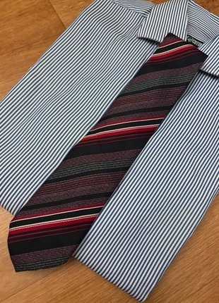 Cravate à rayures noir rouge et blanche classique et endimanchée, brand: Vintage Dressing, condizioni: Ottime, €4.60, €5.53 include la Protezione acquisti Pro