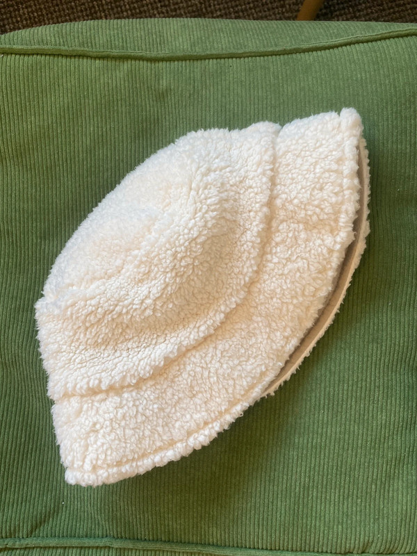 Cream Bucket hat Vinted