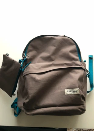 Eastpak - sac à dos avec trousse intégrée, marque: Eastpak, état: Très bon état, 17,00 €, 18,55 € Protection acheteurs incluse