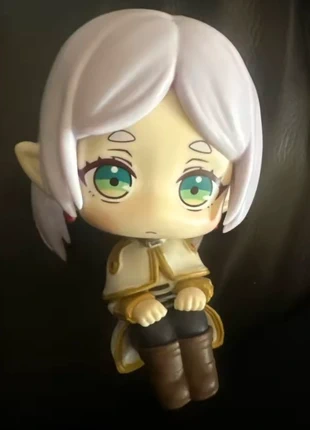 Figurine Frieren, merk: Figurine Frieren, staat: Heel goed, maat: Universeel, € 15,00, € 16,45 inclusief Kopersbescherming