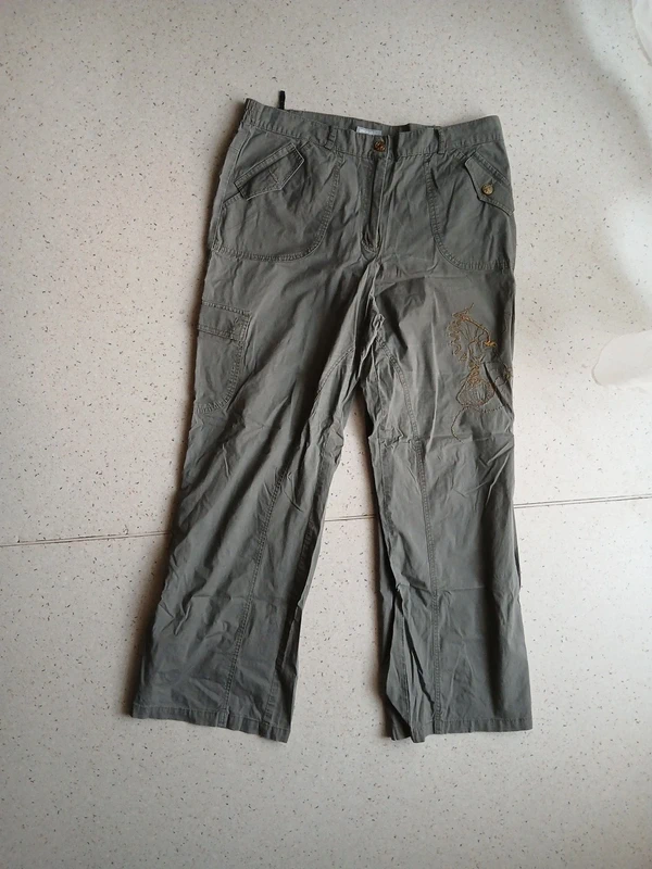 Pantalon/pantacourt kaki Blancheporte 46